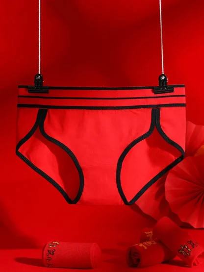 Red Seamless Panty with High-waist Design - Image 5