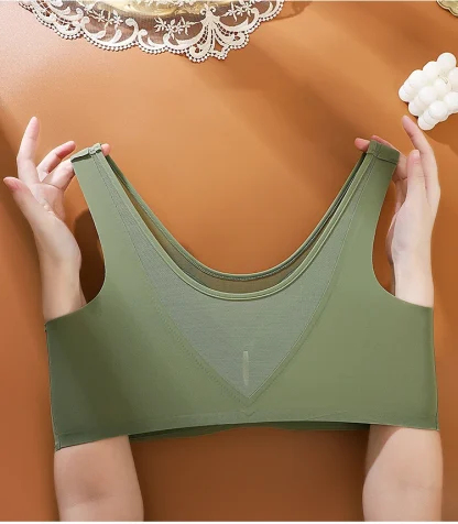 Comfortable Seamless Bra with Mesh Design - Image 10
