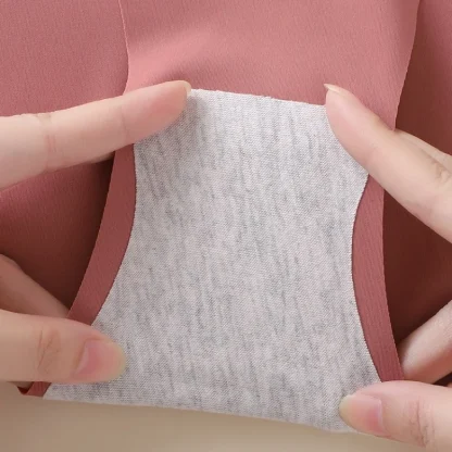 Low-rise Soft Panty with Seamless Design - Image 4